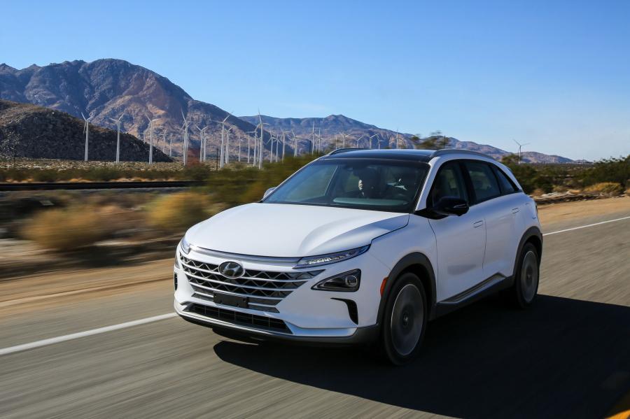  Hyundai NEXO 2018 года  (NA) (фото 4 из 83)